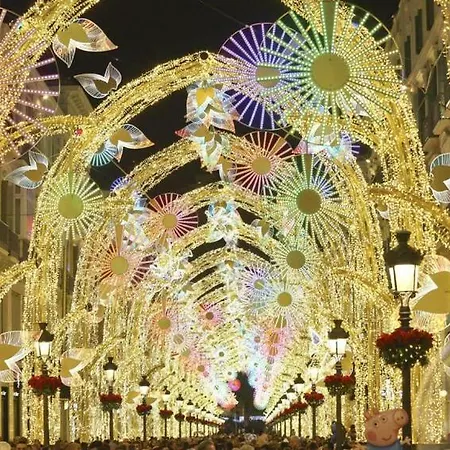 Luxury Spa Resort Marbella 2 Bedroom 3 Beds Sauna Gym Pools Jacuzzi شقة *