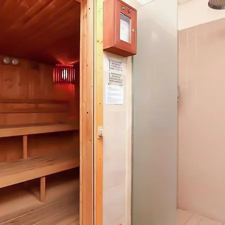 Апартаменты Luxury Spa Resort Marbella 2 Bedroom 3 Beds Sauna Gym Pools Jacuzzi Марбелья